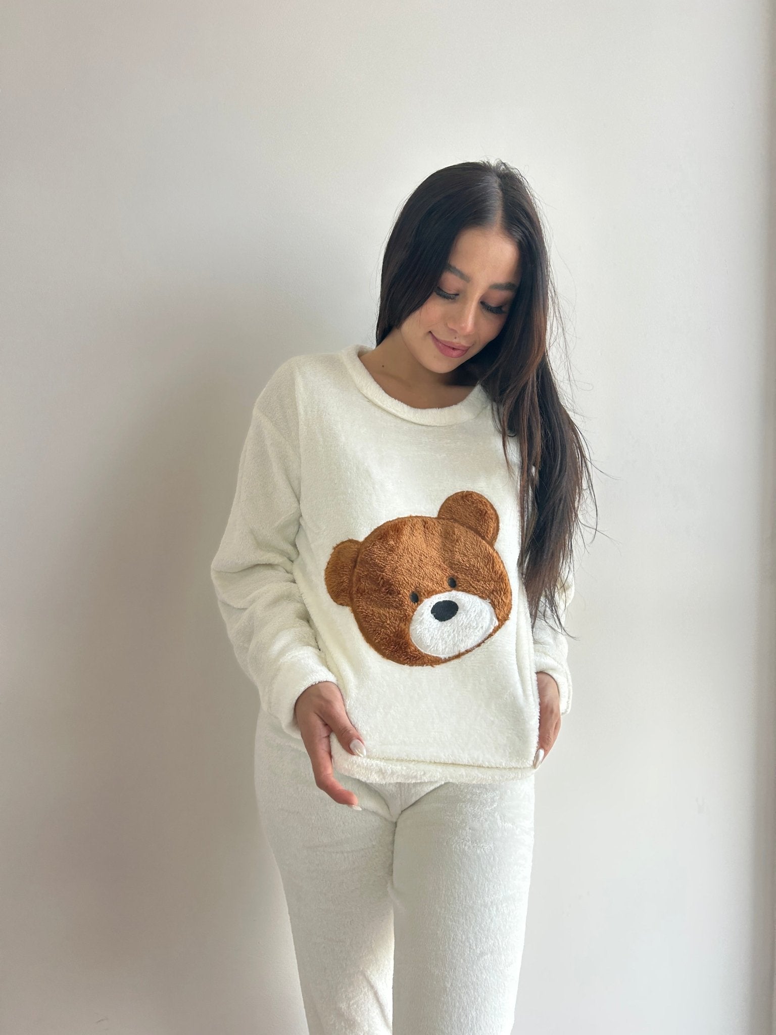 Pijama 2 Piezas Oso - Sticky Bra #brasier_sin_espalda# #brasier_para_escotes# #brasier_para_vestido# #brasier_strapless# #brasier_adhesivo# #brasier_adherente# #brasier_de_silicon# #brasier_escot