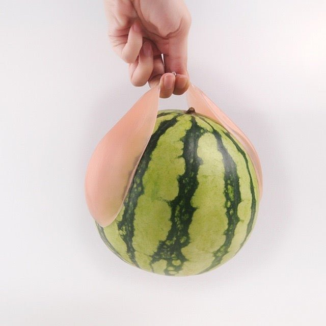 Silicone Bra - Sticky Bra #brasier_sin_espalda# #brasier_para_escotes# #brasier_para_vestido# #brasier_strapless# #brasier_adhesivo# #brasier_adherente# #brasier_de_silicon# #brasier_escot