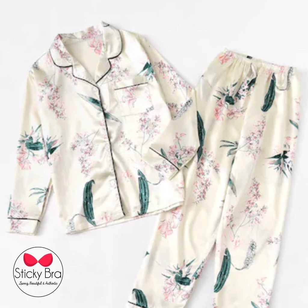 Pijama Bloom 7 piezas - Sticky Bra #brasier_sin_espalda# #brasier_para_escotes# #brasier_para_vestido# #brasier_strapless# #brasier_adhesivo# #brasier_adherente# #brasier_de_silicon# #brasier_escot